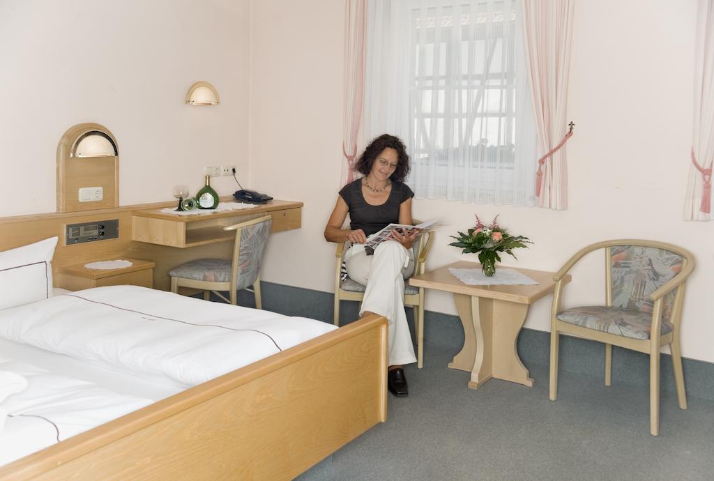 Hotel Ebner 巴特柯尼希斯霍芬 外观 照片